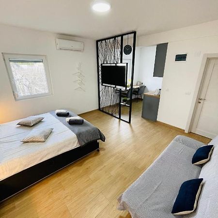 Muki Apartments Surčin Extérieur photo
