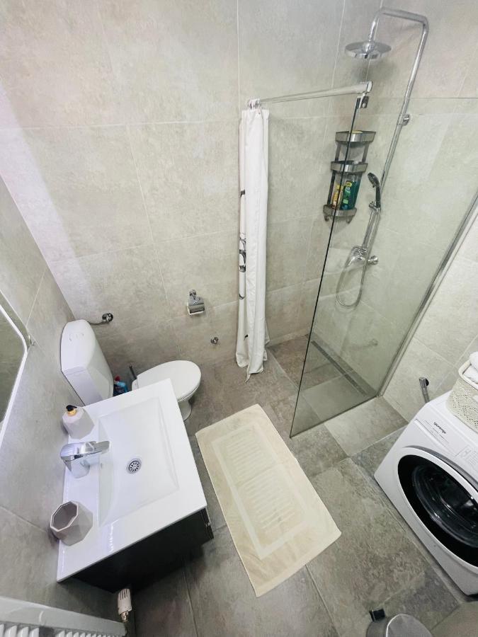 Muki Apartments Surčin Extérieur photo