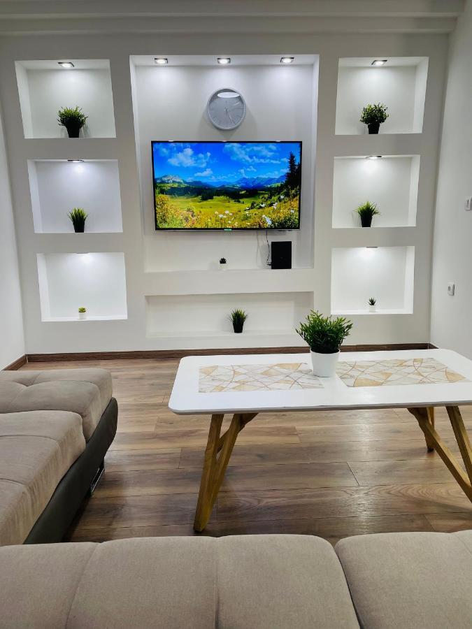 Muki Apartments Surčin Extérieur photo