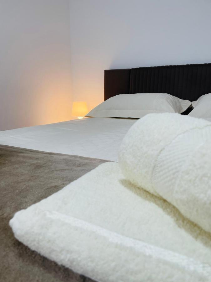 Muki Apartments Surčin Extérieur photo
